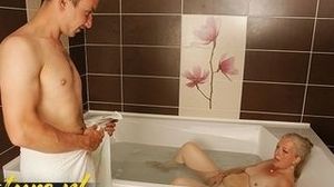 Furry Milf Finger-Banging Herself In Tub Gets Astonished By Sonny