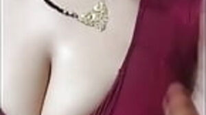 Indian hot aunty big boobs massaging puffy nipples pressing novel showing for stepbrother telugu fuckers