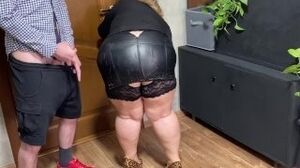 Horny son in law couldn't resist and cum on mother in law's gorgeous fat ass