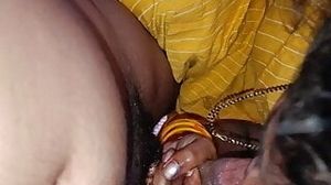 Hot Indian 20 yers old girl was sucking boyfriend dick in mouth