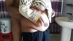 45 Year Old Neighbor Aunty Seduced Me By Seeing Her Big Ass While Combing Her Hair - Indian Desi Sex (Bbw)