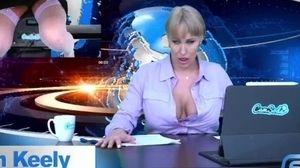 'Camsoda - Sexy Horny Hot Blonde Milf Fucks Sybian Until Strong Climax Live On Air'